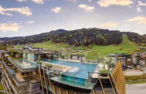 Отель Hotel Salzburger Hof Leogang  Леоганг